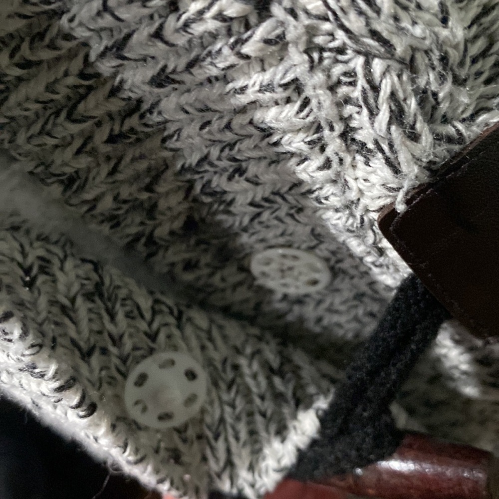 Sweater - Picture 7 of 9